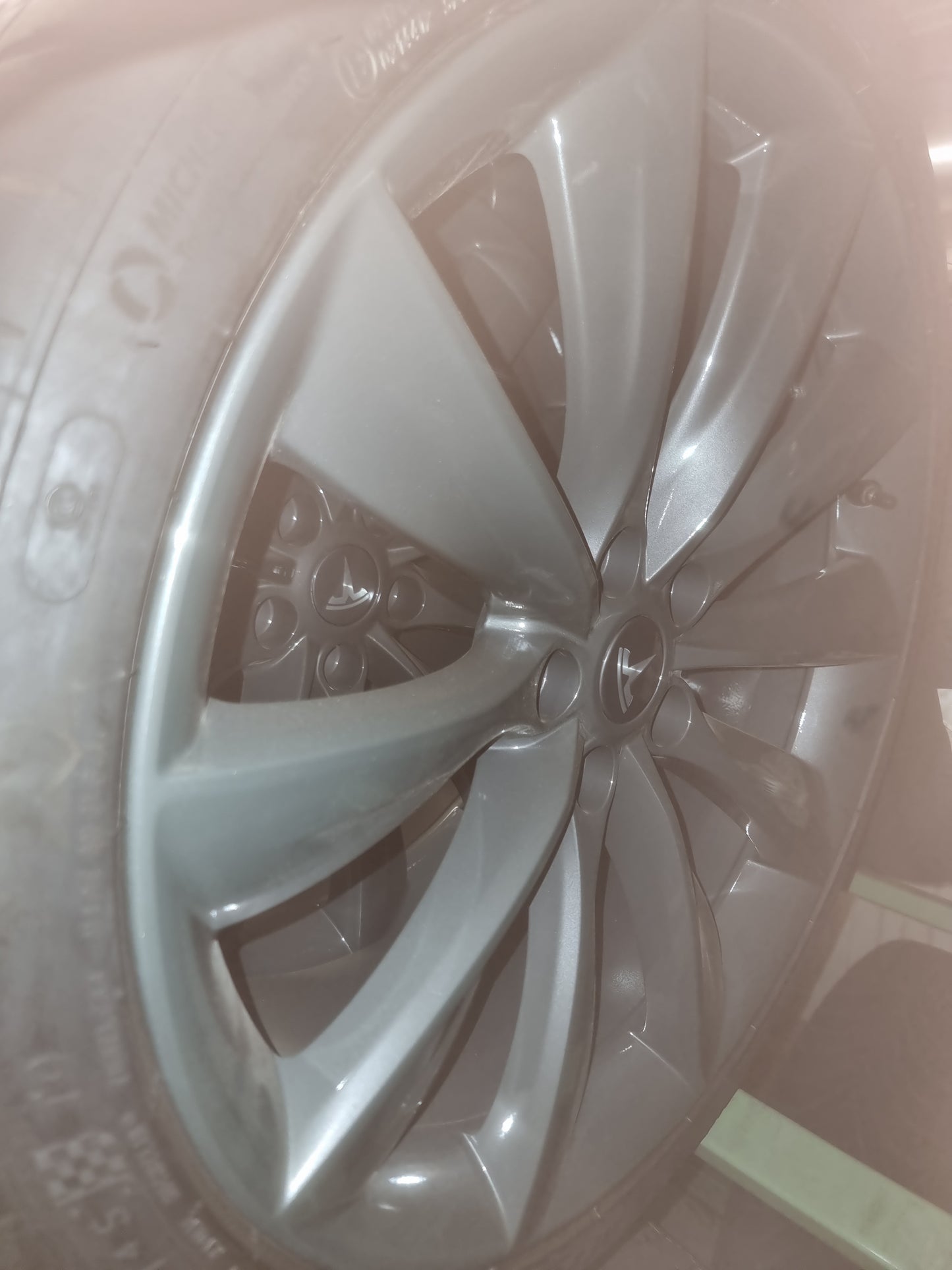 2012-2020 | Model S 21" Turbine Wheel and Tire Package